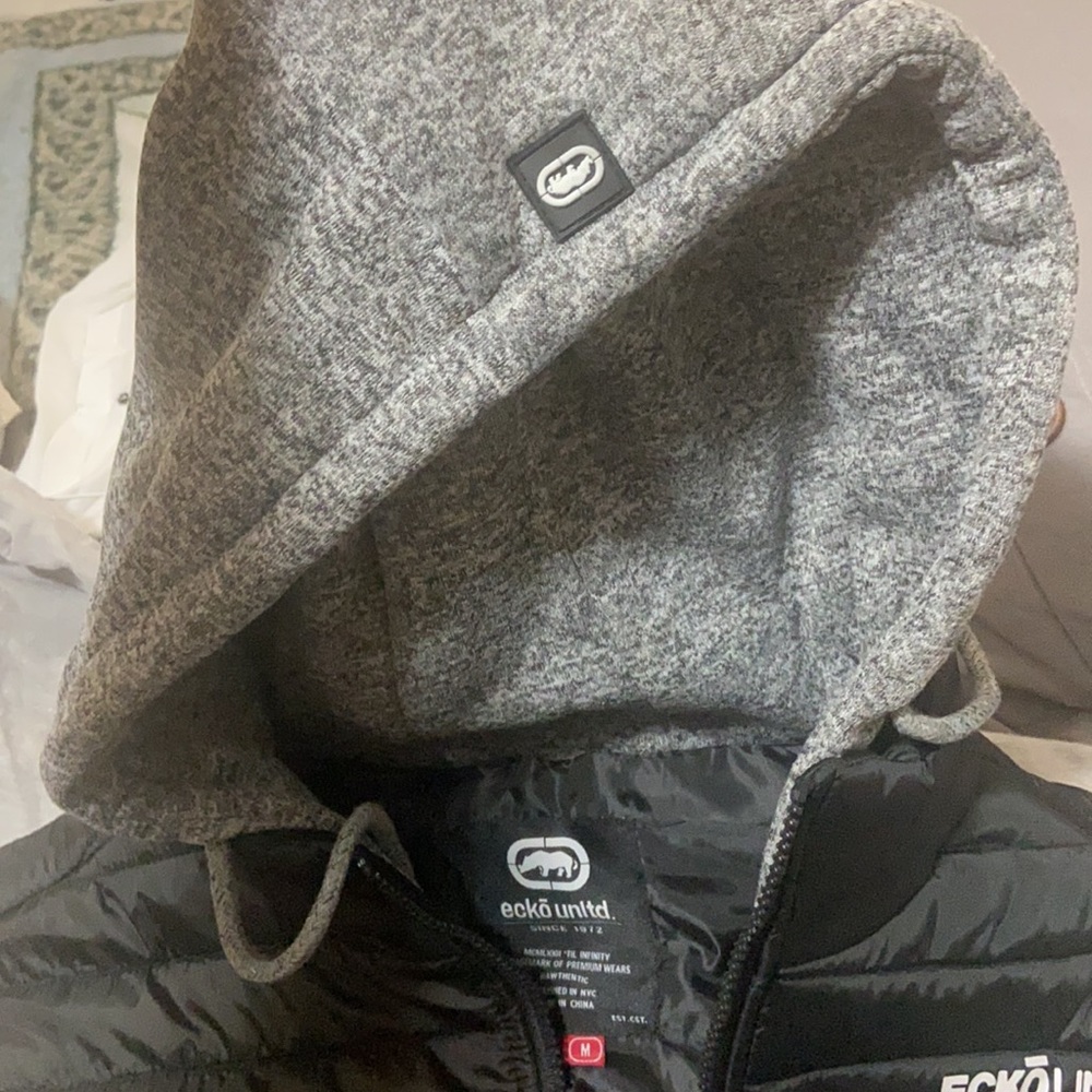 Coat - Picture 5 of 6